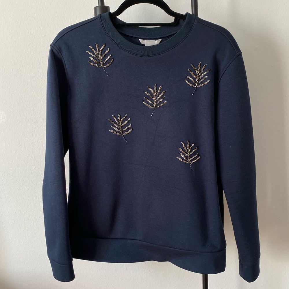 H&M navy women’s sweatshirt